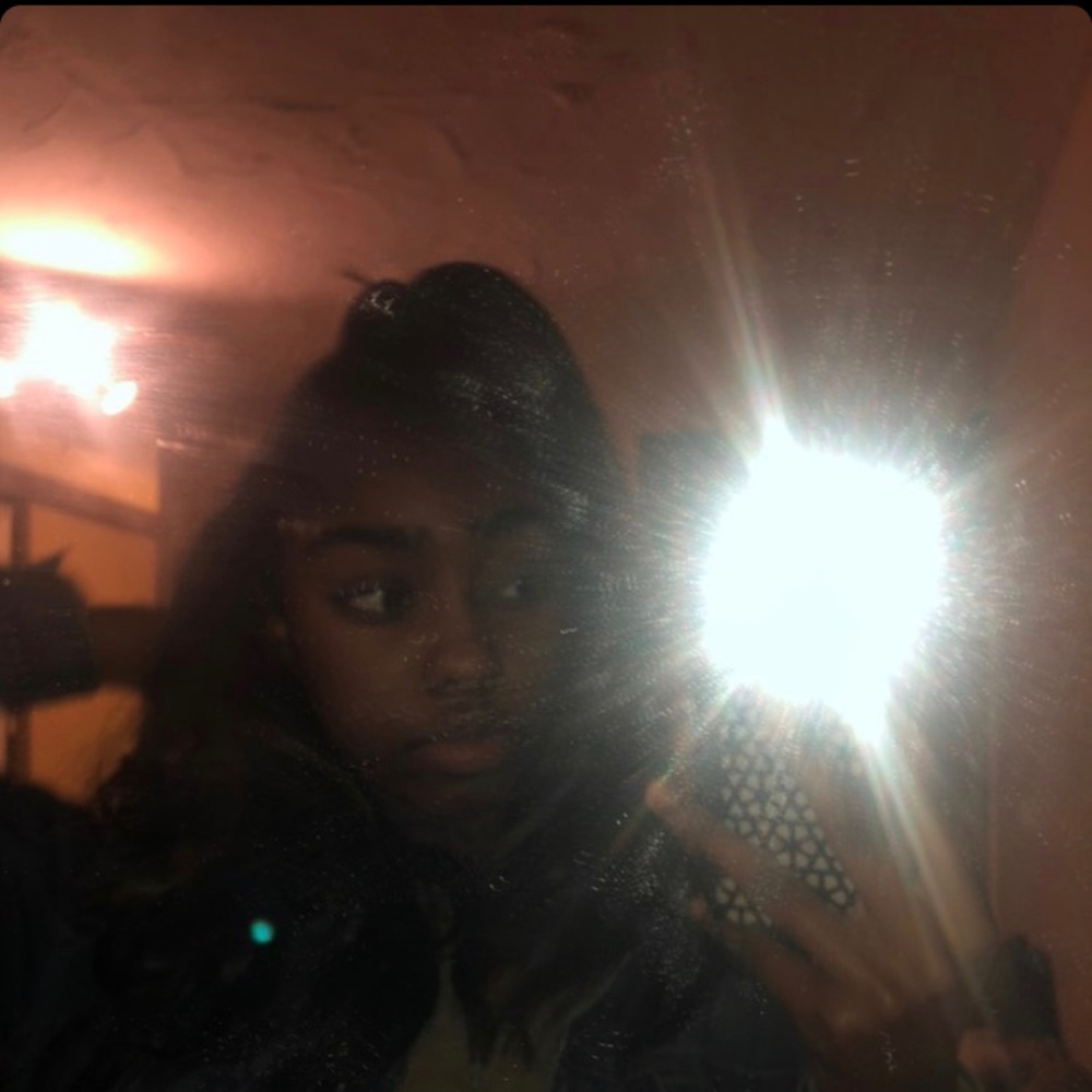 Meet your Posher, Jaida